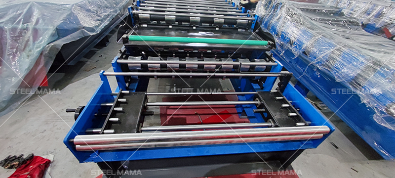R101Steel Sheets high Speed Roofing Tile roll forming machine Teja de alta velocidad de las hojas de acero R101rolloformandomáquina
