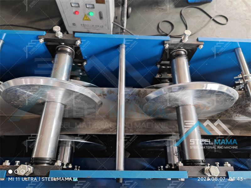 M&aacute;quina para fabricar quillas angulares de hierro L