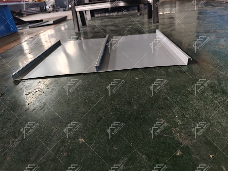 F&aacute;brica port&aacute;til de m&aacute;quinas para techos con junta alzada