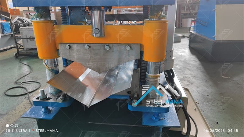 proveedor de m&aacute;quina de tapa de cumbrera de techo