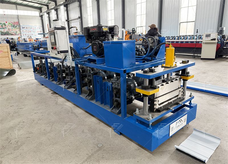 KR18 F&aacute;brica de m&aacute;quina de rollo de costura en pie