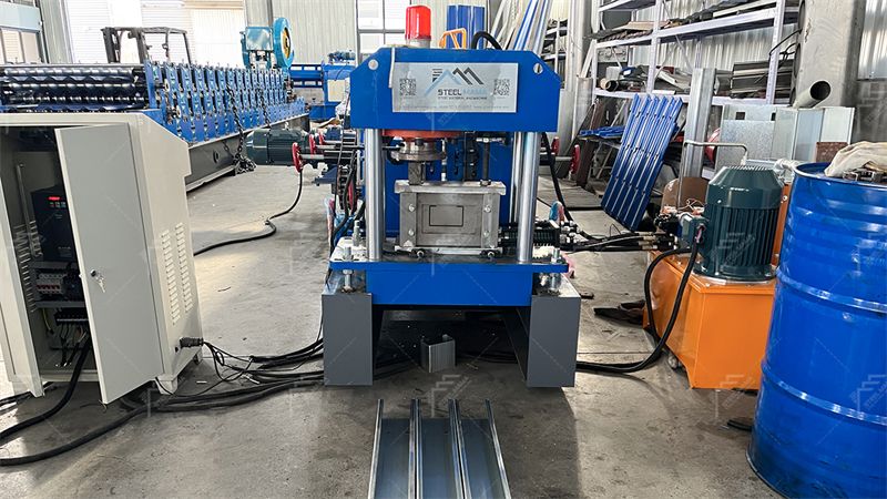 M&aacute;quina para fabricar canales C