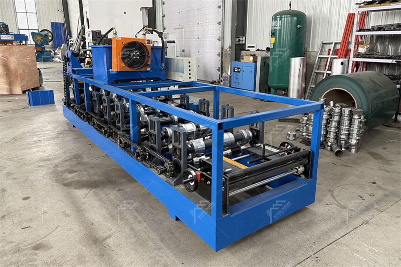 M&aacute;quina rodante de costura de pie KR18