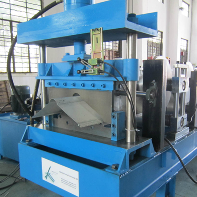 M&aacute;quina perfiladora de cumbreras 400 