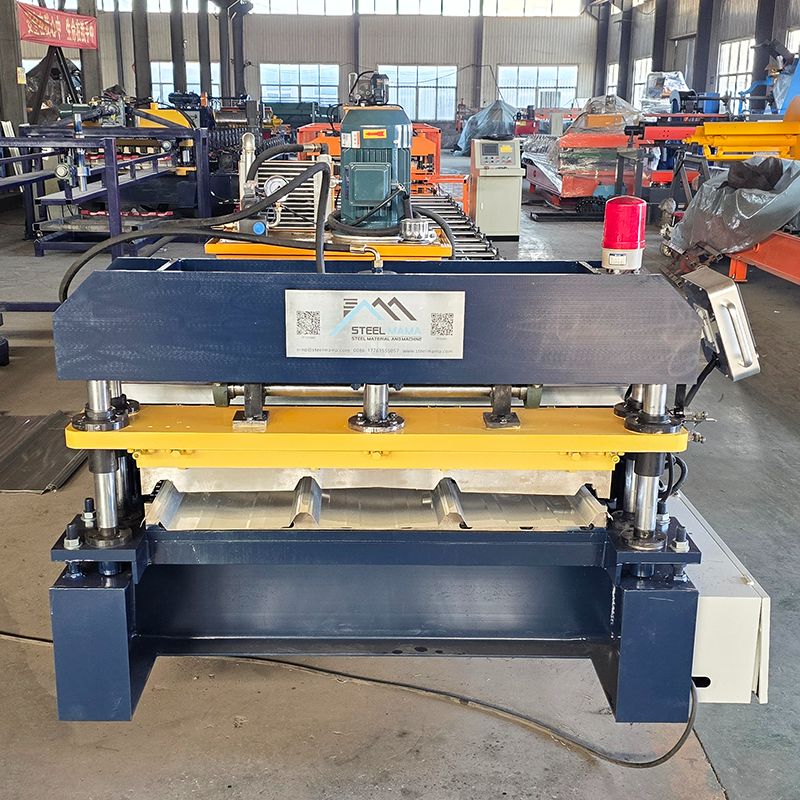 Máquina formadora de rollos de láminas para techos trapezoidales 1045 de diseño personalizado de alta eficiencia para Indonesia