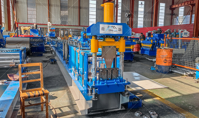 m&aacute;quina formadora de correas para sombrero de copa