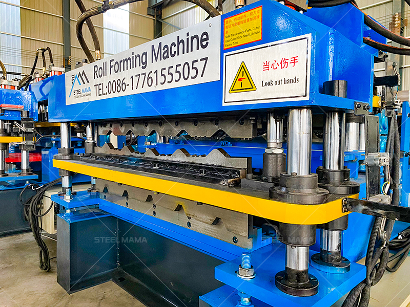 M&aacute;quina perfiladora de l&aacute;minas trapezoidales de alta velocidad