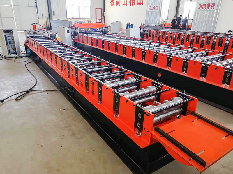 M&aacute;quina perfiladora de autobloqueo