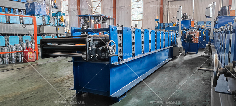 M&aacute;quinas de tapas de cumbrera para paneles de techo