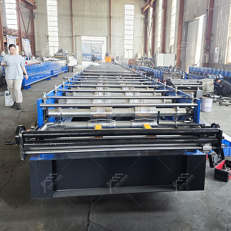 Lndonesia Popular Máquina de formación de rollo de bloqueo de bloqueo 980 Klip Automatic Full Automatic