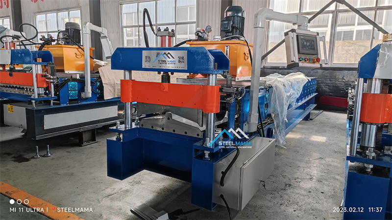 m&aacute;quina formadora de cumbreras