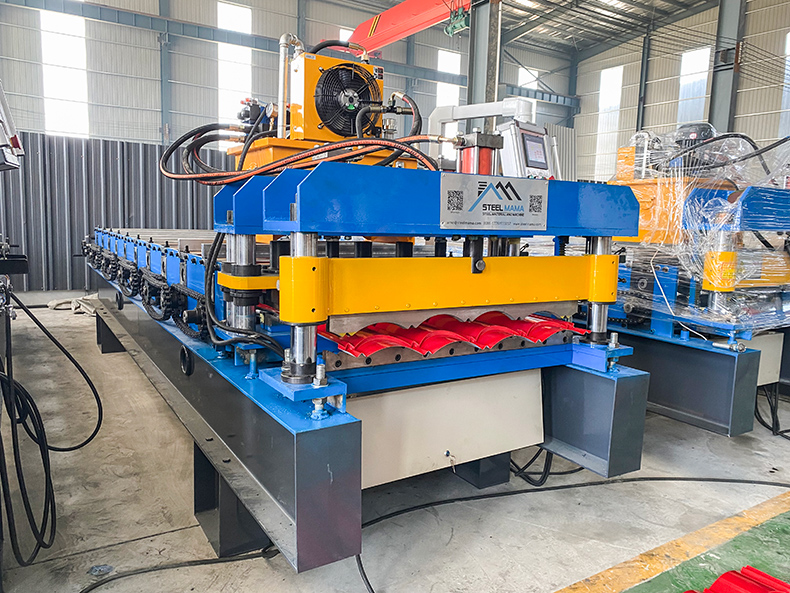 Techos de metal de acero de alta calidad Esmaltado 868 Hoja de techo de tejas romanas M&aacute;quina formadora de rollos en fr&iacute;o