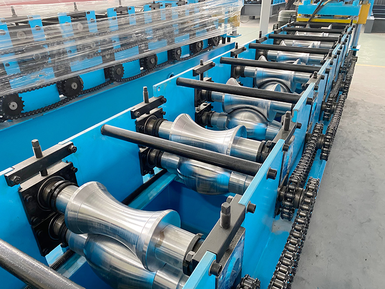 M&aacute;quina para tapar cumbreras 255 