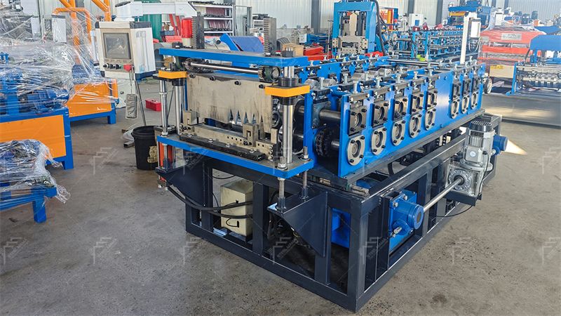 M&aacute;quina port&aacute;til para techos de pie