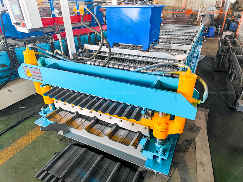 M&aacute;quina perfiladora de tejas trapezoidales