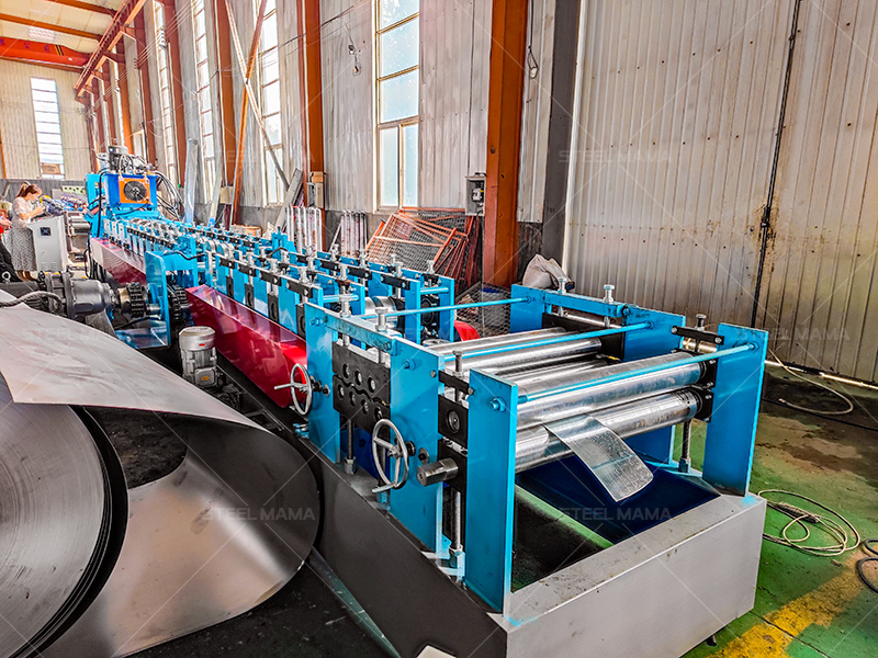 Maquinaria de formaci&oacute;n de curvas completamente autom&aacute;tica