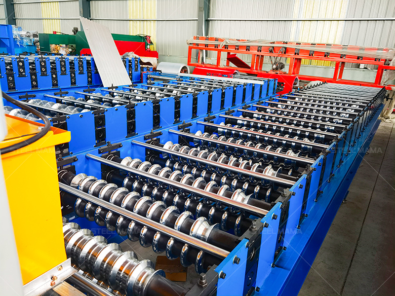 m&aacute;quina para techos de acero corrugado