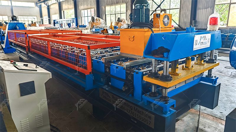 M&aacute;quina para fabricar l&aacute;minas para techos de hierro IBR