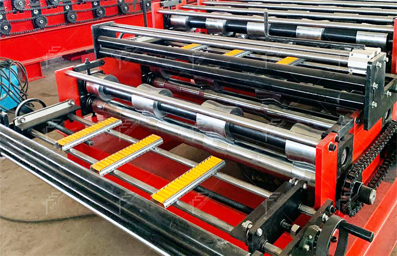 M&aacute;quina de fabricaci&oacute;n de rollo de doble capa TR4 y TR5