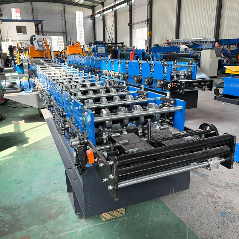 Ghana Popular Máquina de formación de rollo de tapa de cresta automática de alta velocidad de alta velocidad