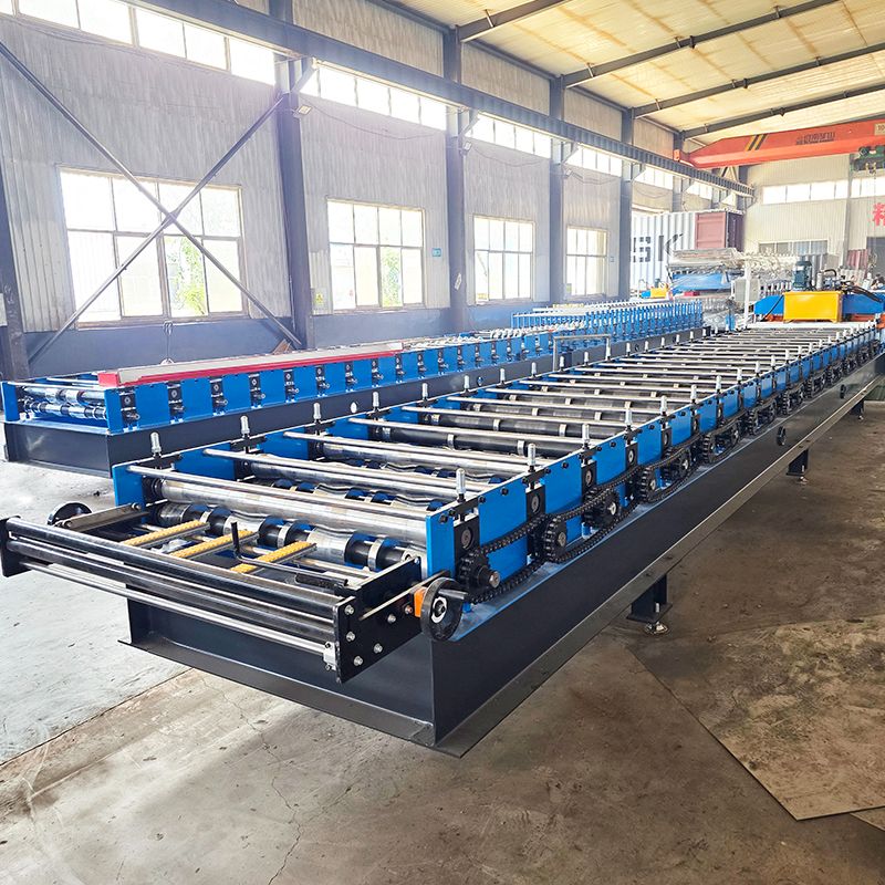 Chile Popular Long Lifespan PV4 Trapezoidal Roll rollos Máquina de formación de rollo con enrollamiento 