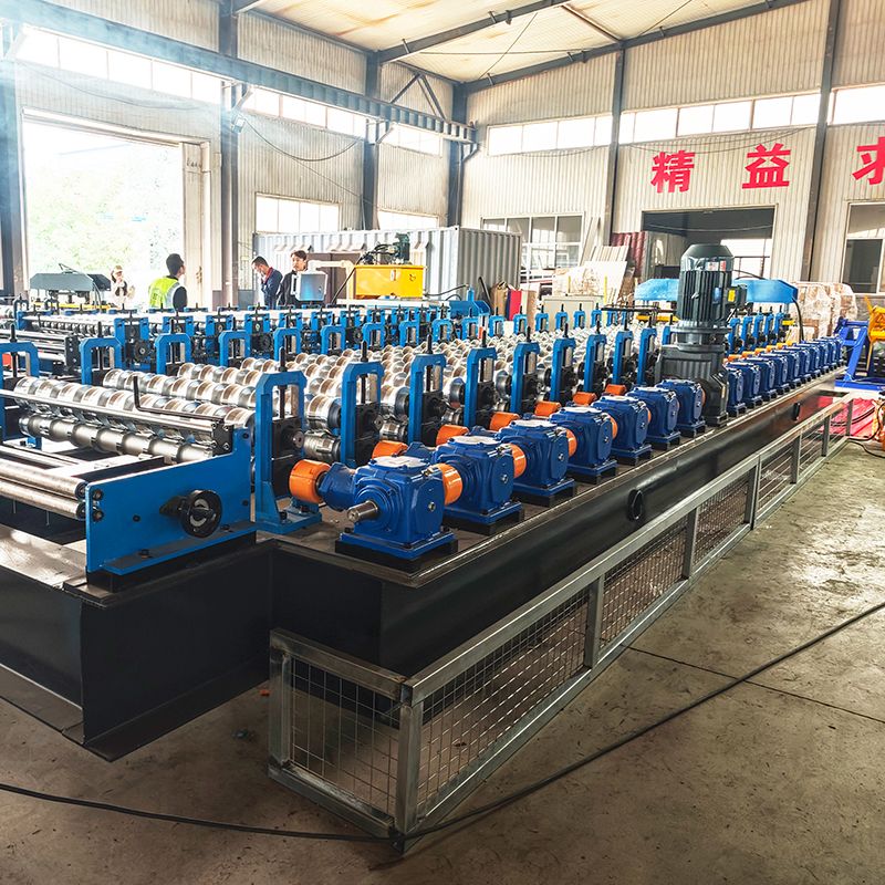 Máquina formadora de rollos de láminas para techos trapezoidales H18 de alto rendimiento y populares de Rumania