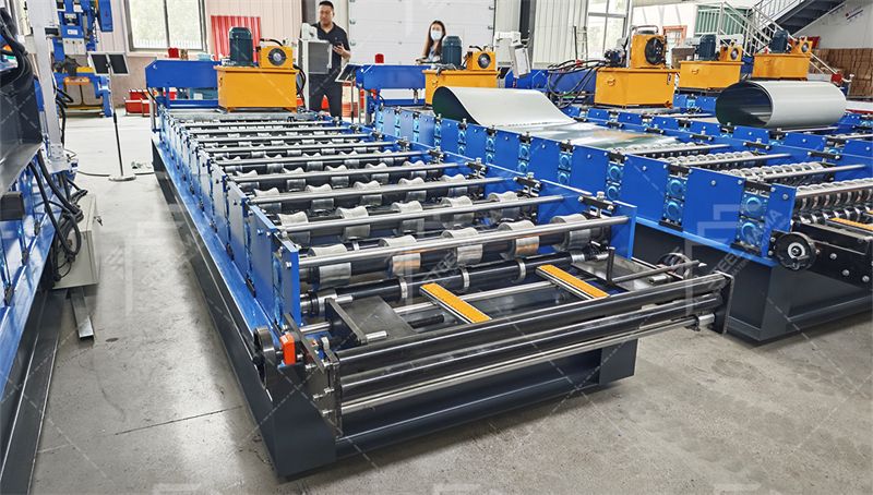 M&aacute;quina para fabricar l&aacute;minas para techos de hierro IBR