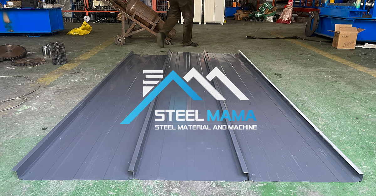 M&aacute;quina de costura alzada de panel de techo de marco de acero completamente autom&aacute;tico