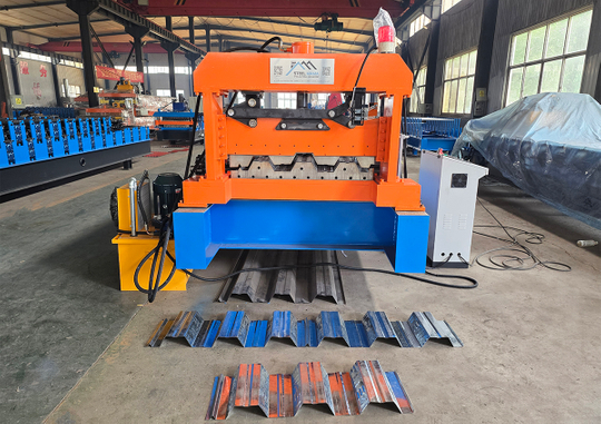 Decking Floor Making Machine.jpg