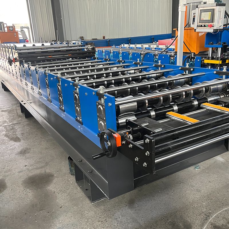 Máquina popular de doble capa de láminas para techos trapezoidales 690 y 840 de alta productividad de Zimbabwe