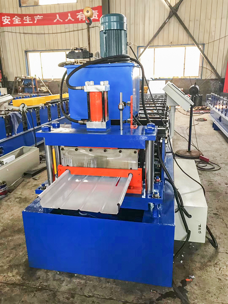 m&aacute;quina formadora de rollos de panel de techo con costura alzada