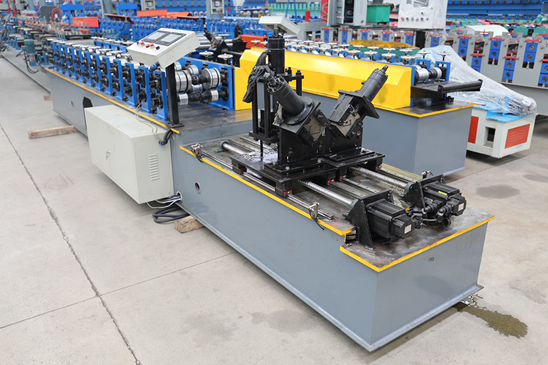 M&aacute;quina de montantes y rieles de pared de doble cara