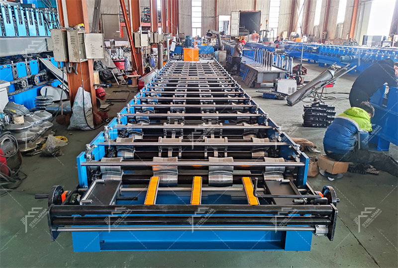 m&aacute;quina de formaci&oacute;n de rollo de techo trapezoidal 