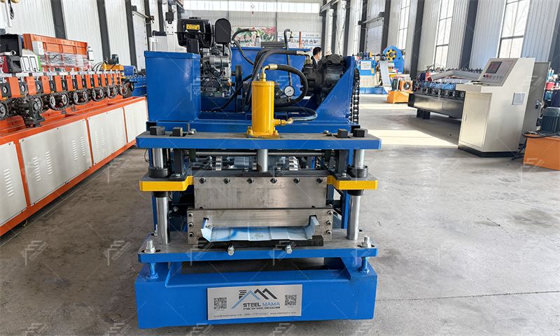 Proveedores de m&aacute;quina de formaci&oacute;n de rollo de costura parado KR18