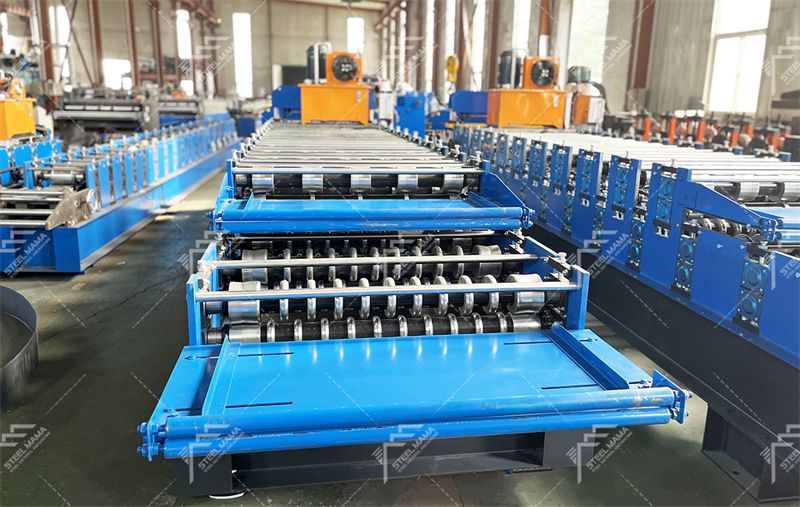 M&aacute;quina de paneles de techo de doble capa de metal