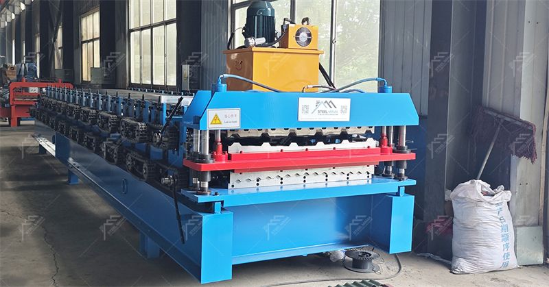 m&aacute;quina de doble capa para paneles de techo