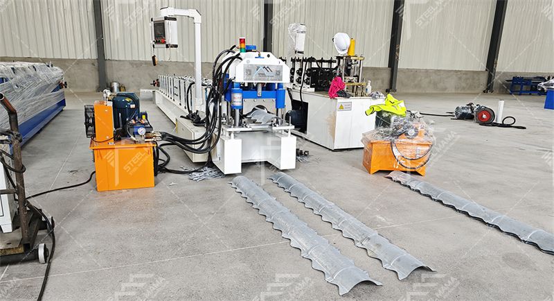 m&aacute;quina de tapa de cumbrera