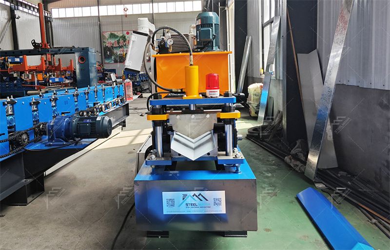 M&aacute;quina de formaci&oacute;n de rollo de tapa de cresta personalizada