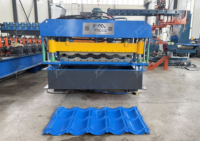 m&aacute;quina de formaci&oacute;n de rollo de baldosas esmaltada en China