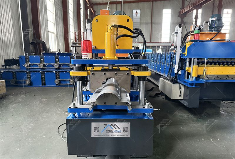 Fabricante de la m&aacute;quina de la tapa de la cresta de techo