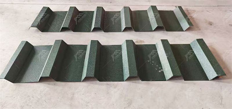 M&aacute;quina de fabricaci&oacute;n de hoja de doble techo