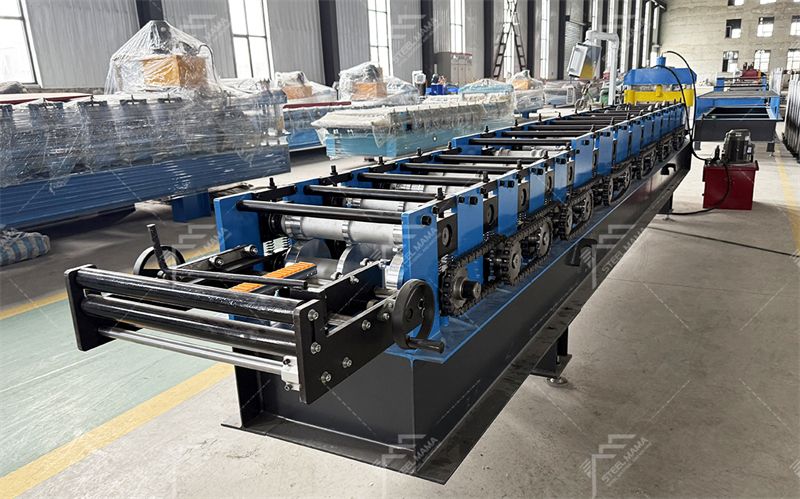 M&aacute;quina de formaci&oacute;n de rollo de cubierta de piso y rollo de acero 790