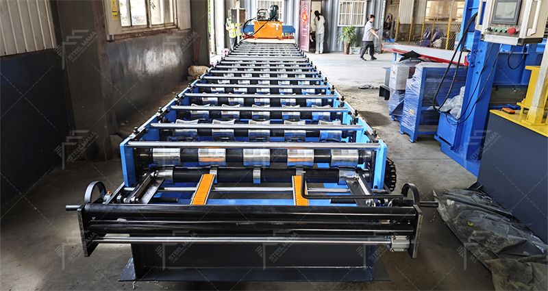 L&iacute;nea de productos de tejas trapezoidales para construcci&oacute;n.