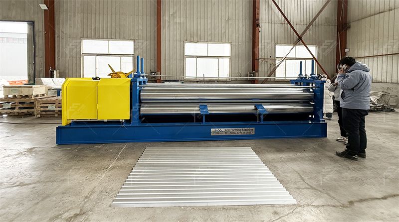 M&aacute;quina laminadora de barriles corrugados