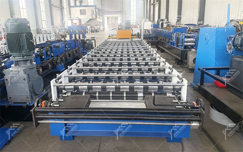 M&aacute;quina de tapajuntas de techo de acero galvanizado IBR 