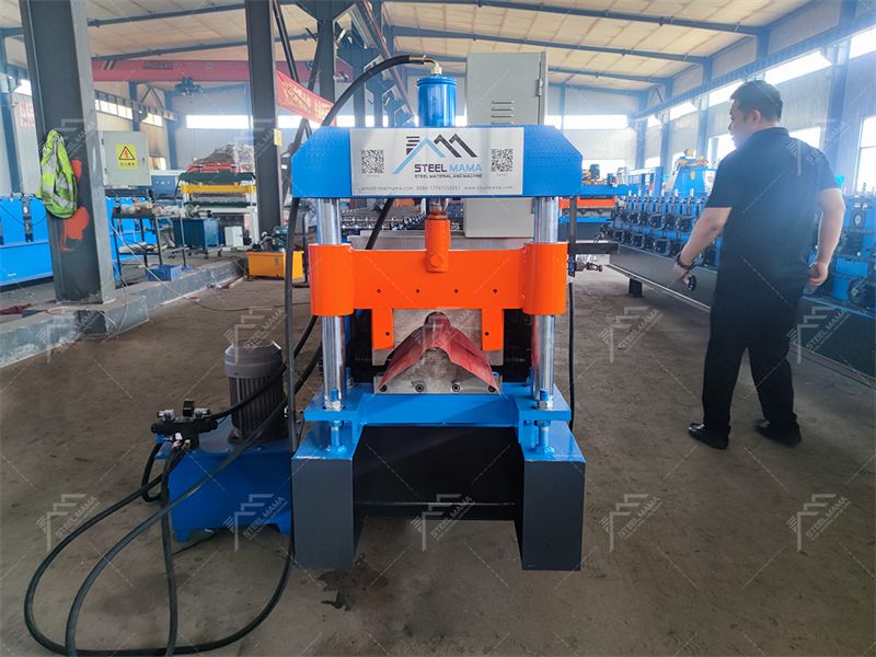 M&aacute;quina de formaci&oacute;n de rollo de tapa de cresta