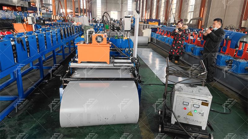 M&aacute;quina de techo de panel R