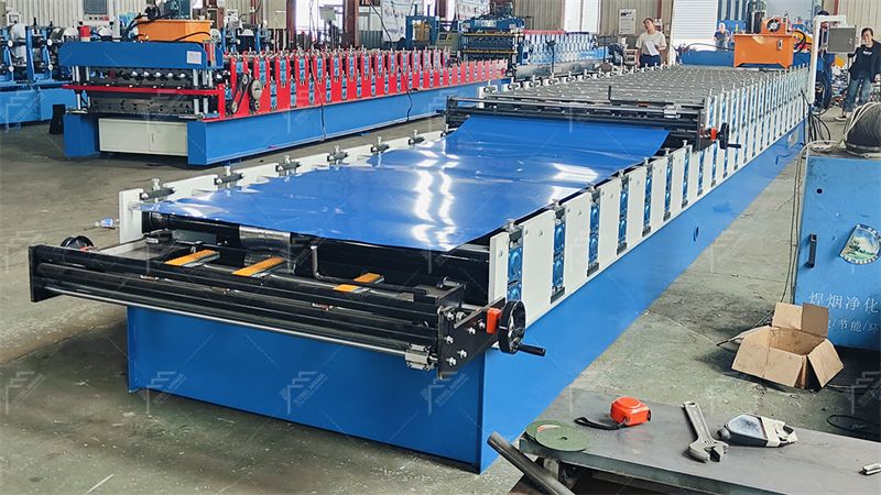 m&aacute;quina formadora de l&aacute;minas de doble capa