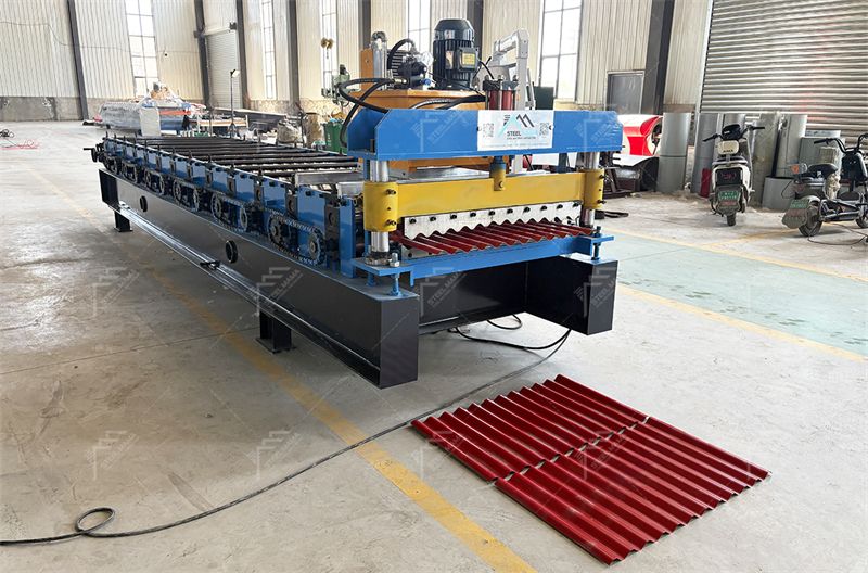 M&aacute;quina de paneles de techo de acero corrugado