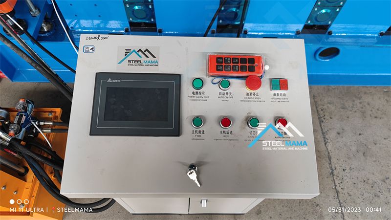 M&aacute;quina de panel de techo de doble capa TR5